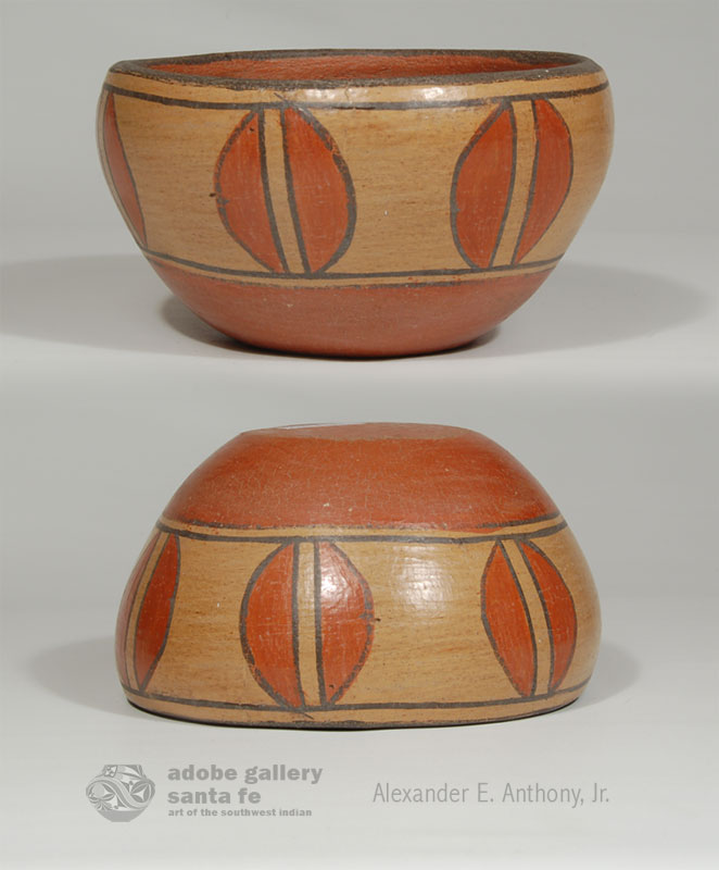 Zia Pueblo Pottery - C3885E